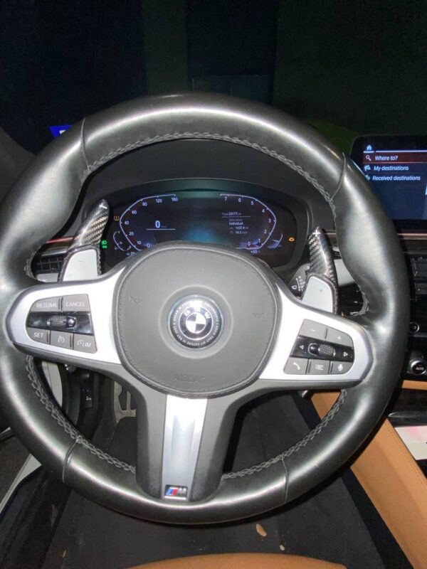 2022 BMW 540i - Image 3