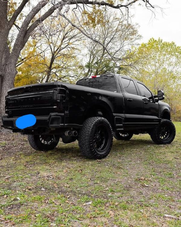 2023 F-250 - Image 9